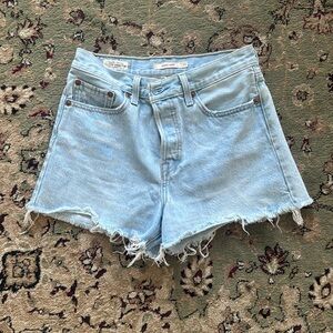 Levi’s Jean Short - Wedgie Fit (27)